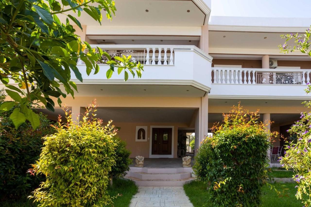 Luxury & Cozy Apartment Messíni Exterior foto